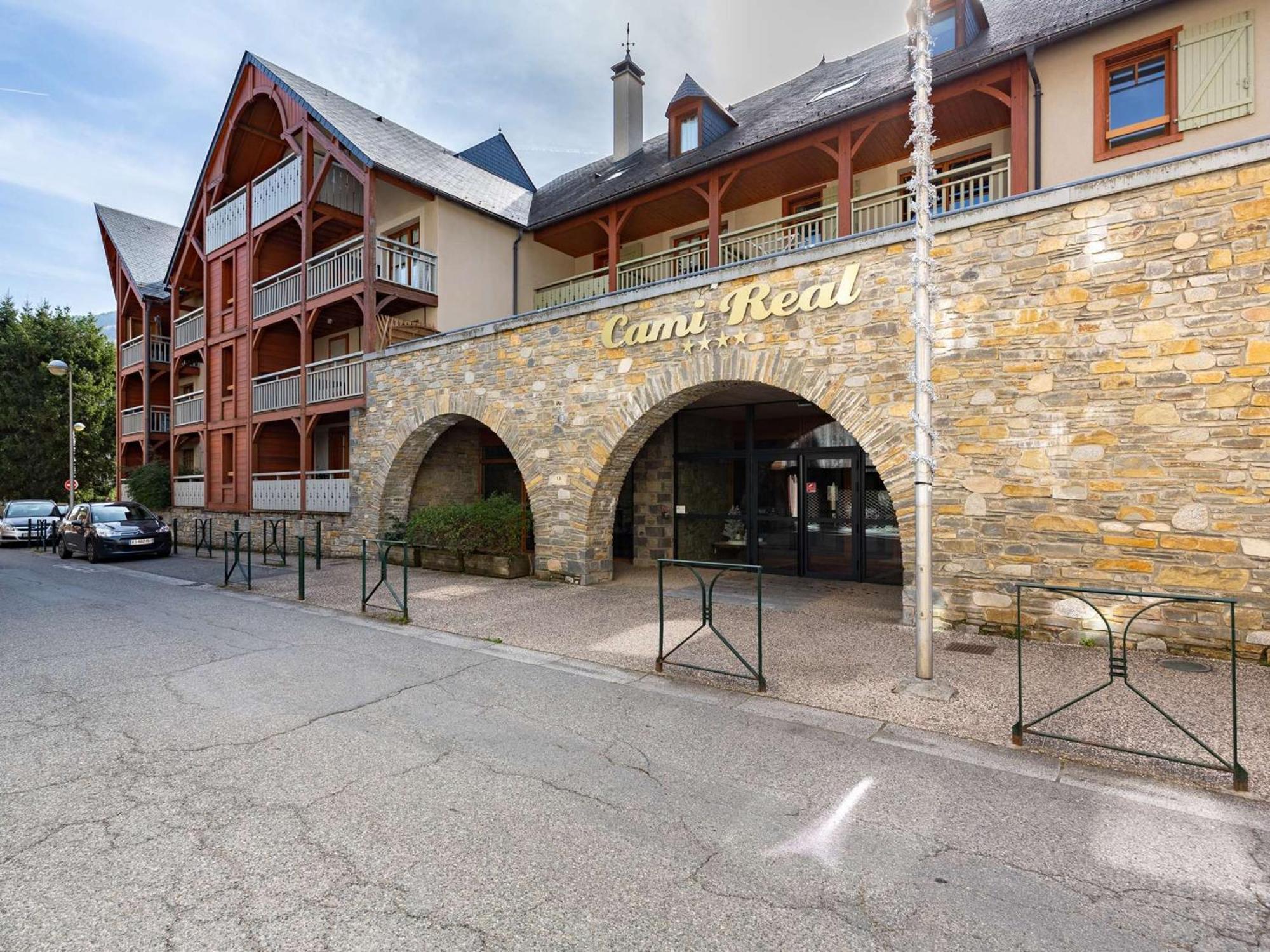 Appartement 10 Pers Avec Piscine, Sauna Et Parking En Centre-Ville De Saint-Lary-Soulan - Fr-1-296-394 Exterior foto